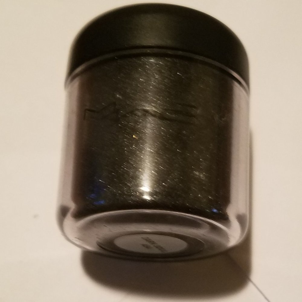 MAC Cosmetics Shadow Pigment, Dark Soul, RARE